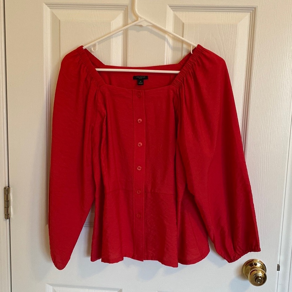 Ann Taylor Petite Top - Medium